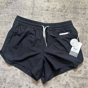 Vuori Black Athletic Shorts Lightweight Quick-Drying